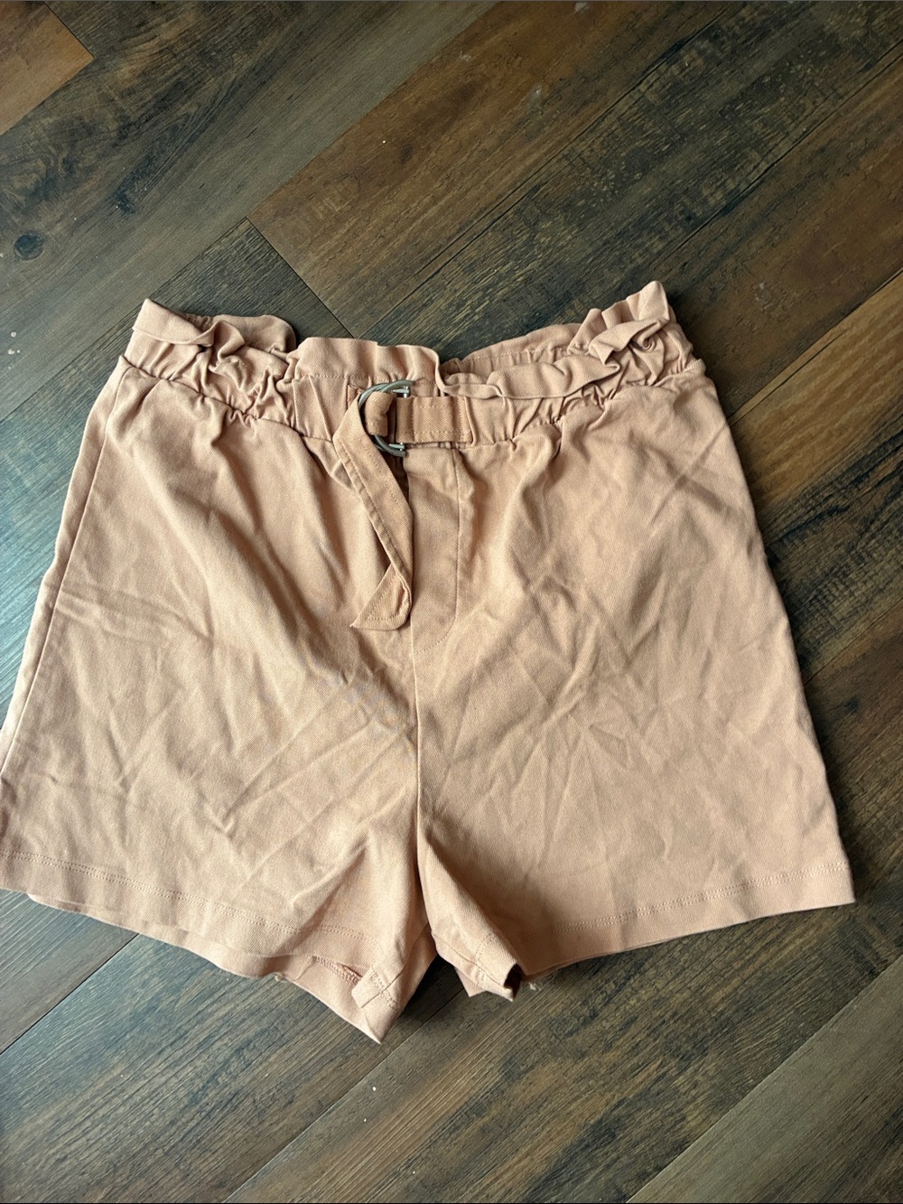 Derek Heart High-Waist Ruffle Paperbag Shorts in Soft Coral